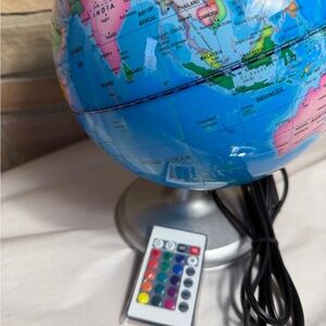 Amazon Illuminated World Globe with Remote - Blue and Silver